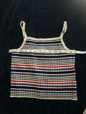 H&M women’s tank top - size medium